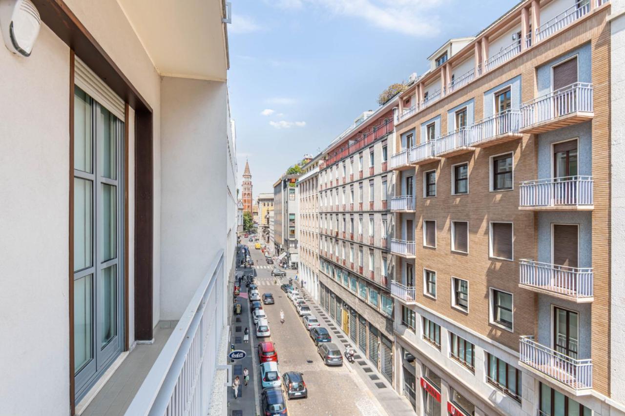Easylife - Elegante Dimora Due Passi Dal Duomo Apartment Milan Luaran gambar